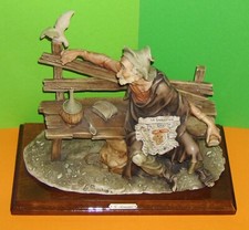 G. Armani  Figur Penner auf Parkbank  Florence Capodimonte