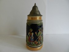 Bierkrug mit Zinndeckel