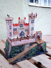 Konvolut, antike Holz Ritterburg / Erzgebirge + 35 Zinnfiguren, Ritter, 1920er!