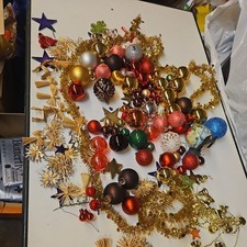  Konvolut, Christbaumkugeln, Weihnachtsschmuck goldene Girlande bunte Mischung