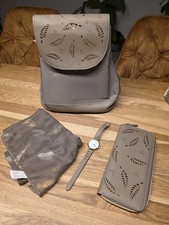? Rucksack-Set Damen mit Portemonnaie, Halstuch & Uhr – stilvoll & praktisch!