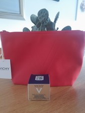vichy neovadiol,  und TASCHE 