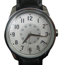 Leder-Armbanduhr mit Edelstahlgehäuse Schwarz mit Datumsanzeige