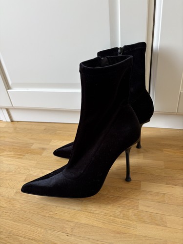 Samt stiefelette mit schmalen - samt,