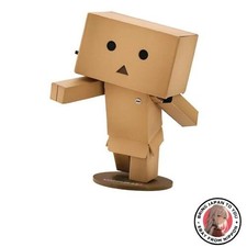 Neu Kaiyodo Revoltech Danbo