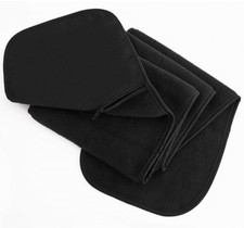 Zip-Pocket Fleece Scarf /
