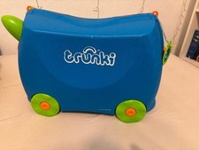 Trunki Hübscher Kinderreisekoffer mit Sitzfläche und Rollen. Guter Zustand.