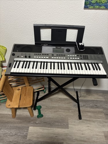 Yamaha psr 443 keyboard 61 - yamaha, keyboard,