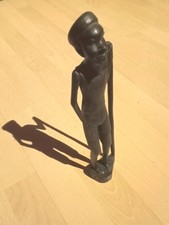 Handgeschnitzte Holzfigur Aus