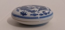 Siegellack Deckel Dose Porzellan / China Porzellan / blau-weiß / Drachenmotiv