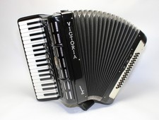 Akkordeon , Victoria