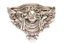 Regal Engel im Barock Stil