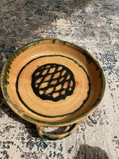 Handgetöpferte Obstschale