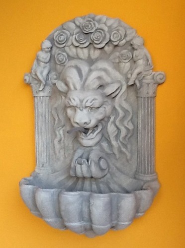Brunnen löwenkopf - brunnen,,