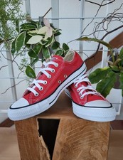 Chucks Converse Rot