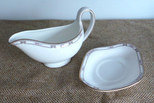 Wedgwood colchester sauciere - wedgwood,