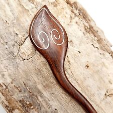 Haarspieß aus Holz und