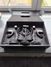 Oculus Rift CV1 & Touch Bundle