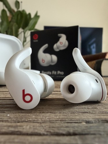 Beats dre fit - by,