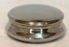 Hübsche versilberte Dose / PIllendose rund und flach, Deckel abnehmbar