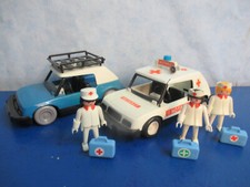 2x  KLICKY Geobra Auto 3217 Notarzt Auto + PKW  Figuren Playmobil 7283