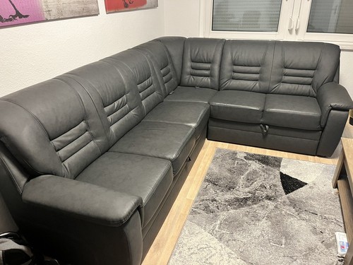 Gemütliche neuwertige couch - gemütliche,