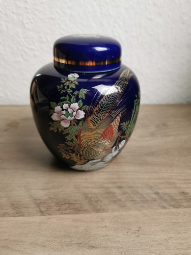 Deckel vase mit - muster, farbe