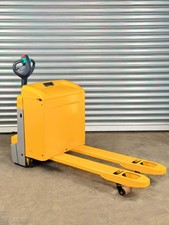 Jungheinrich EJE 225 NIEDERHUBWAGEN - SERVICE NEU - NUR 3.232 STD.  BATTERIE 80%