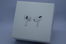 Apple AirPods Pro mit Kabellosem Ladecase - Weiß (TEIL-)DEFEKT