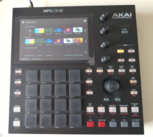 Akai professional mpc - professional, one