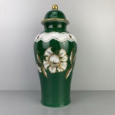 Große grüne Deckelvase