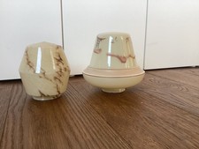 Zwei alte Art Deco