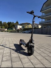 Elektroroller KuKirin M4 MAX  48V 18.2AH 10 Zoll E-Scooter 64KM Offroad Klappbar
