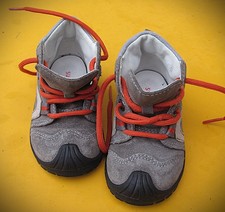 Schuhe -Kinderschuhe /