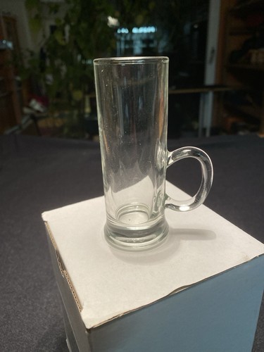 Stk glas mit henkel - 12,
