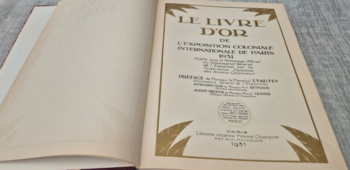 Livre or de - livre,