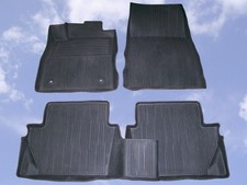 Ford Fiesta Allwetterfußmatten Wannenform Gummimatten Set 4-tlg. Vorne + Hinten