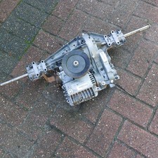 Aufsitzmäher Rasentraktor