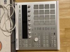 Native Instruments Maschine MK2 White – kaum benutzt, wie neu (USB) inkl. Tasche