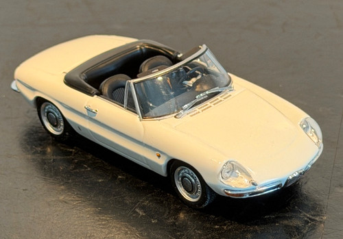 Minichamps alfa romeo - alfa,