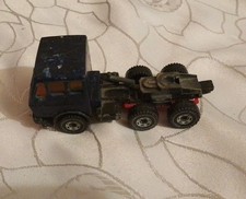 Siku 2232, Mercedes LKW, stark bespielt , Lack Laienhaft nachlackiert 