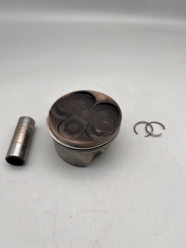 Yamaha yzf 750 - r, piston