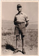 Foto - Soldat in Süduniform mit Ärmelabzeichen Afrikakorps - 2.WK