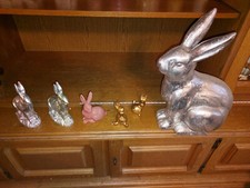 Osterdeko: 6 Dekofiguren Osterhasen - glänzende Farben + Silber + Gold