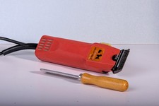 Schermaschine für Hunde und Kleintiere, Orig. Aesculap Favorita II + Kamm