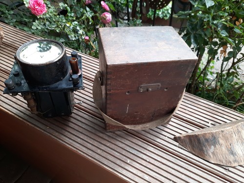 Altes meßgerät holzkasten - altes,