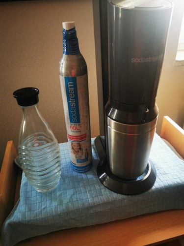 Sodastream schwarz mit glas - in,