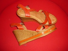 Tamaris wunderschöne Wedges in Korallenfarben, Higheels,