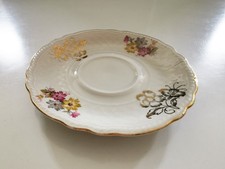 Antik Unterteller Porzellan elfenbeinfarben Blumen Gold