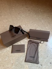 Burberry Sonnenbrille Schwarz